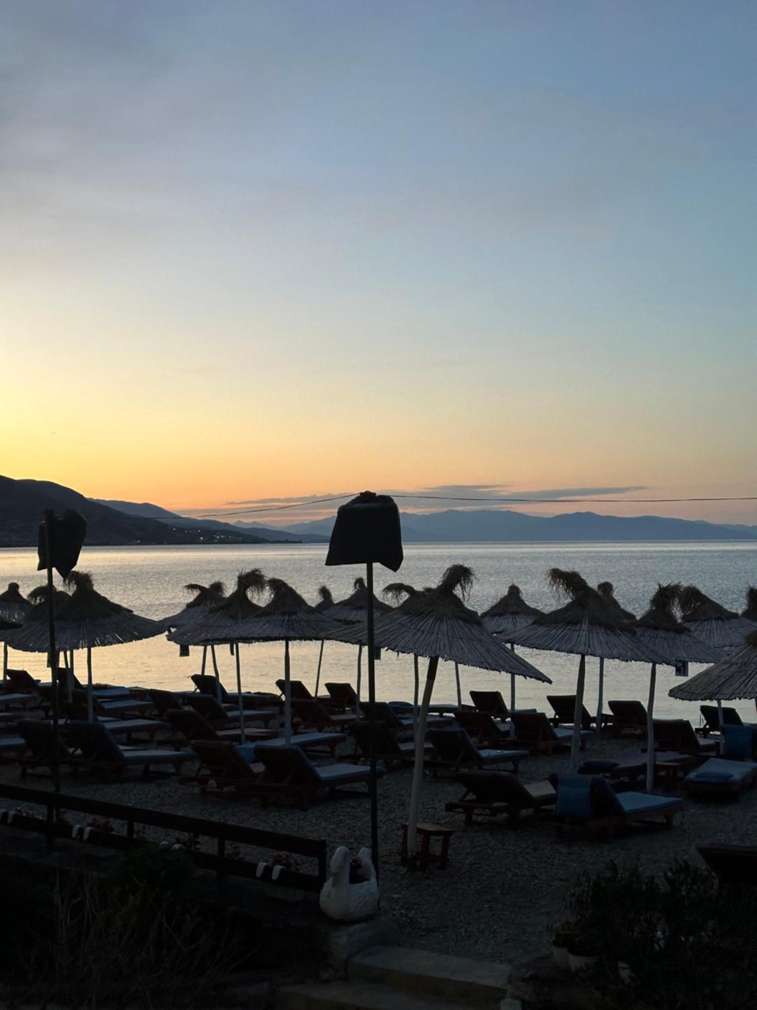 Hotel Demoli Pogradec Exterior foto