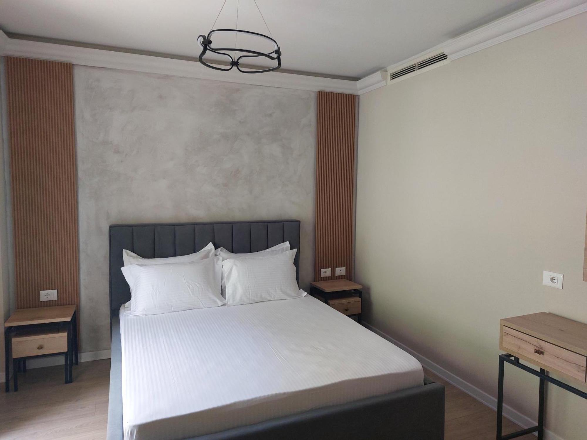 Hotel Demoli Pogradec Exterior foto